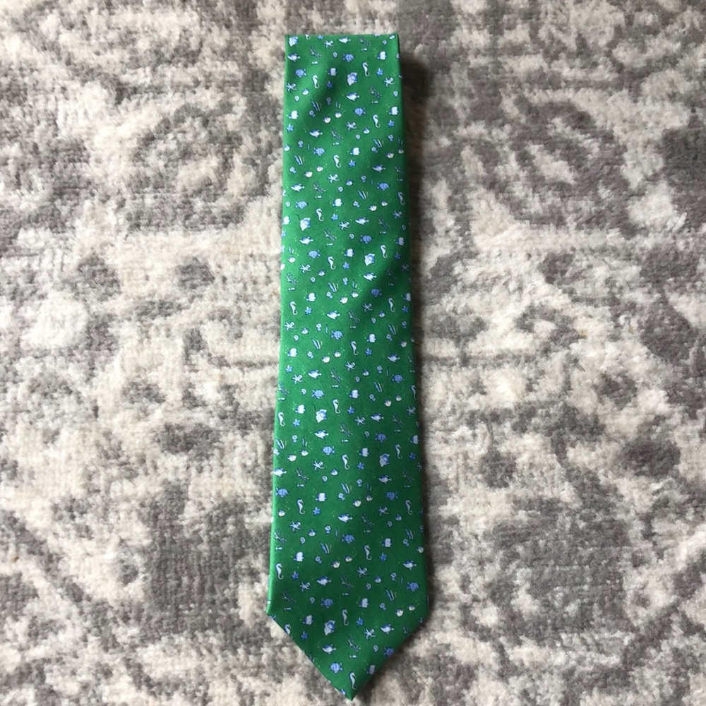 Brooks Brothers Sea Themed Tie